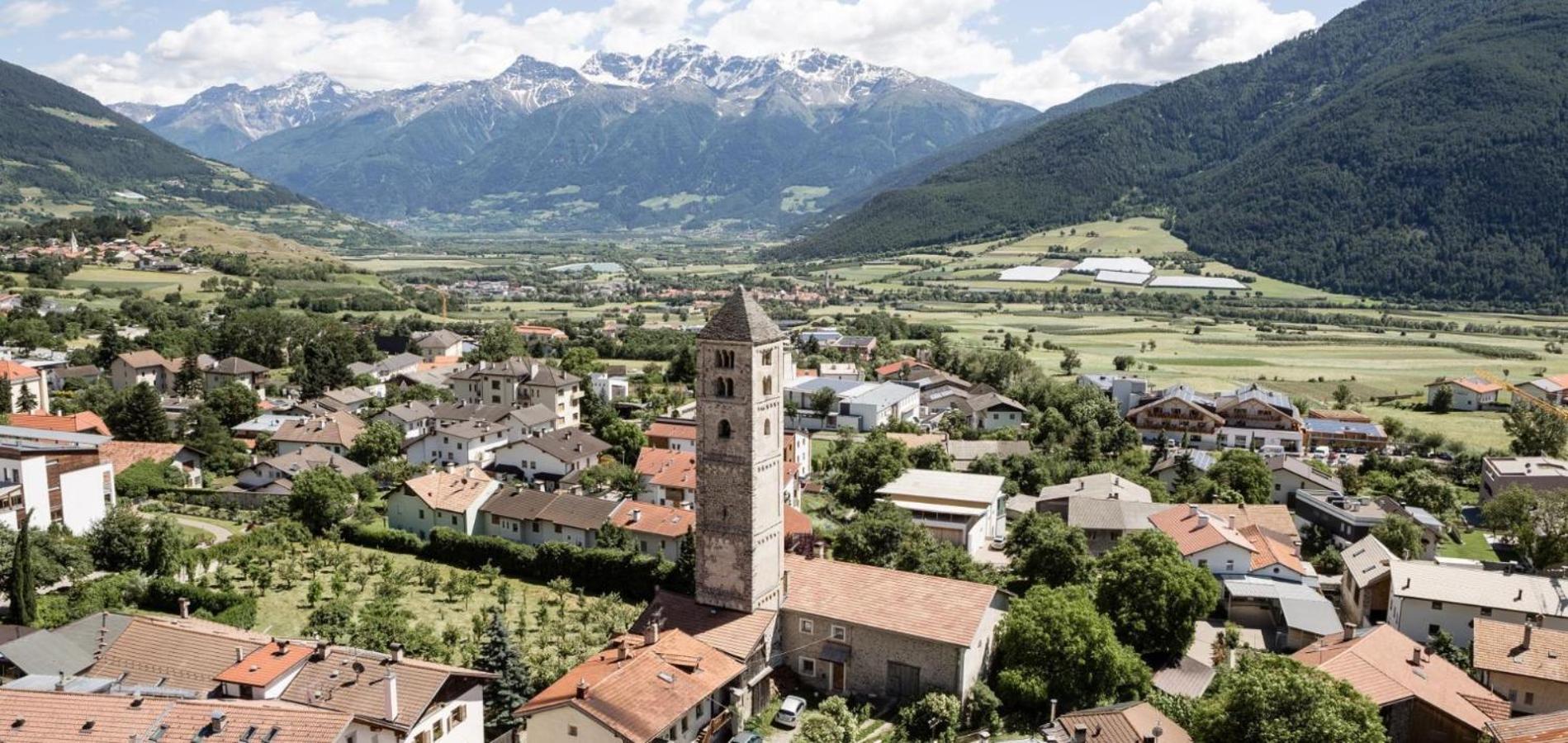 Hotel Tyrol Malles Venosta Esterno foto