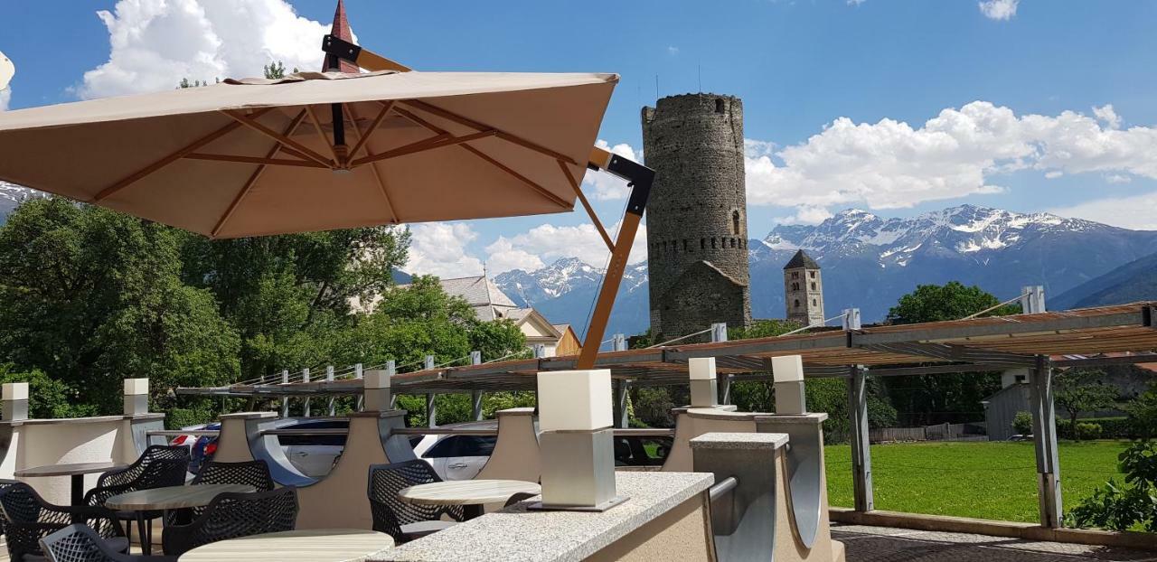 Hotel Tyrol Malles Venosta Esterno foto